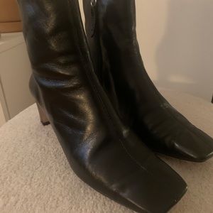 Y2K Square Toe Heeled Boot Schutz Size 7.5